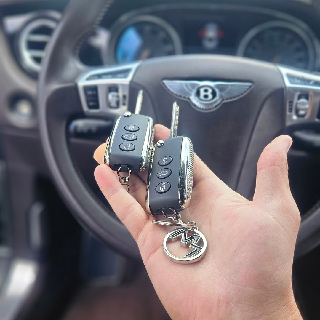 Prestation de clé Bentley réalisée par LHKEY serrurier automobile Le Havre